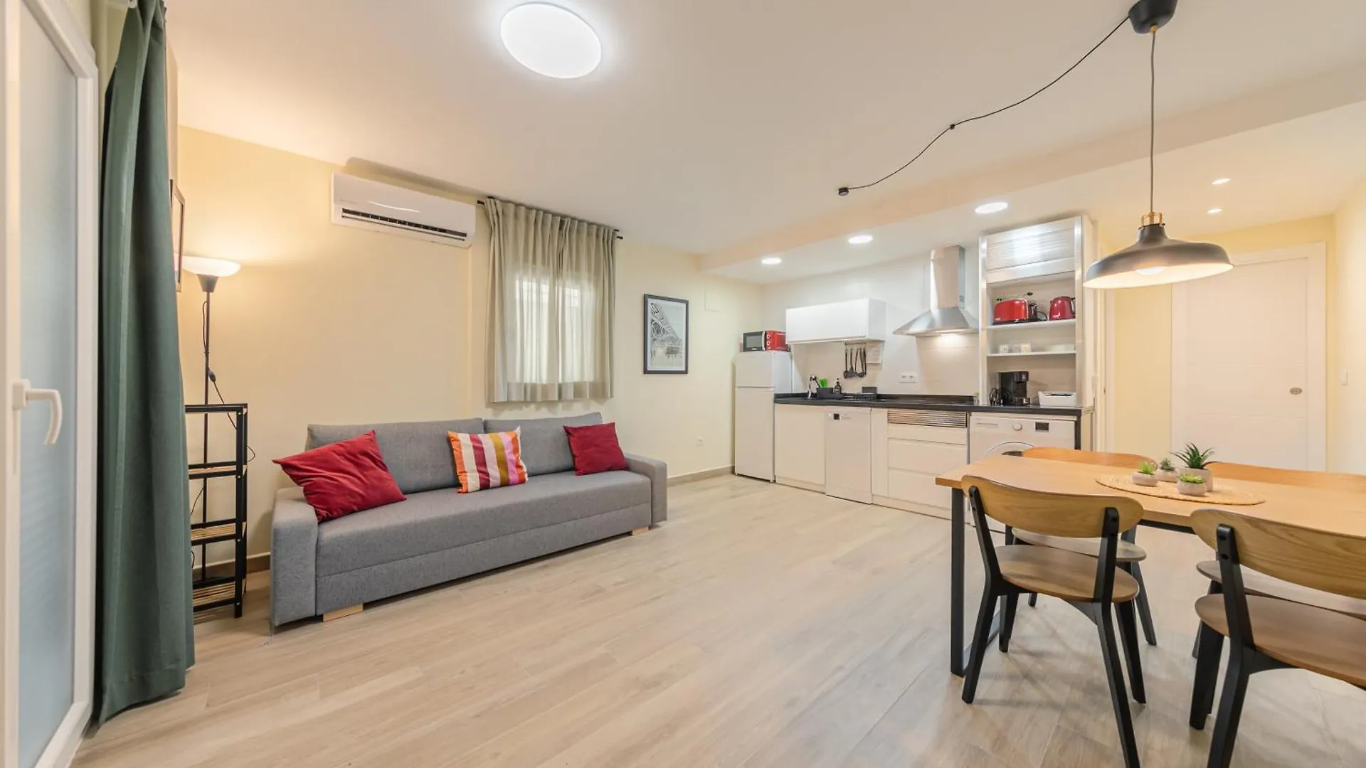 Savio Eco Living Apartment Seville 0*,  Spain